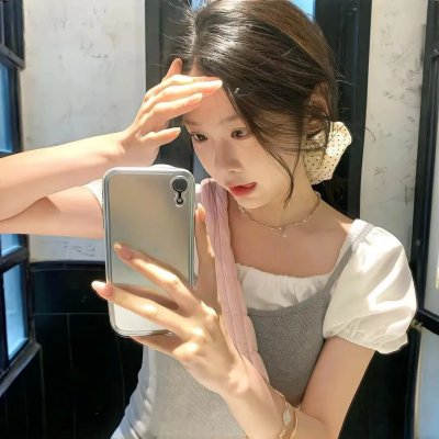 背带短裤丧尸来袭